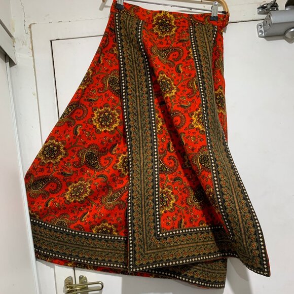 VINTAGE CREEDS WOOL PRINTED SKIRTS SIZE 26 - Picture 3 of 9